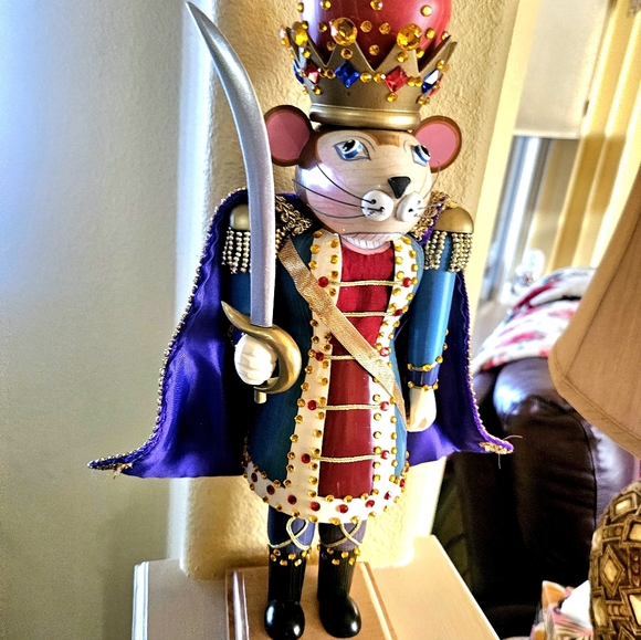 NUTCRACKERS set Of Two(2) Vintage Wooden MOUSE KING & Kurt ADLER Drosselmeier - Picture 12 of 16